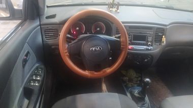 Kia Rio 2011 года, 227 636 км - вид 5