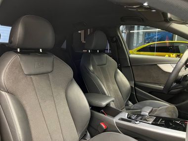 Audi A4 2021 года, 40 872 км - вид 20