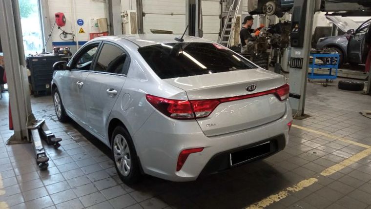 Kia Rio 2017 года, 120 654 км - вид 4