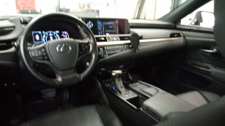 Lexus ES 2020 года, 61 769 км - вид 5