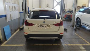 BMW X1 2012 года, 311 000 км - вид 5