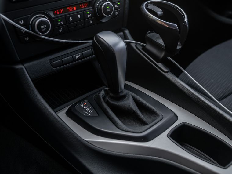 BMW X1 2012 года, 311 000 км - вид 8