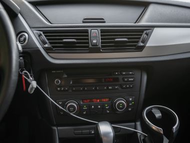 BMW X1 2012 года, 311 000 км - вид 7
