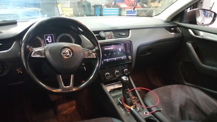 Skoda Octavia 2017 года, 372 102 км - вид 5