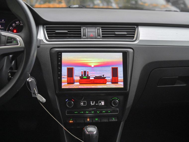 Skoda Rapid 2015 года, 177 123 км - вид 8