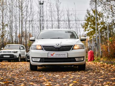 Skoda Rapid 2015 года, 177 123 км - вид 3