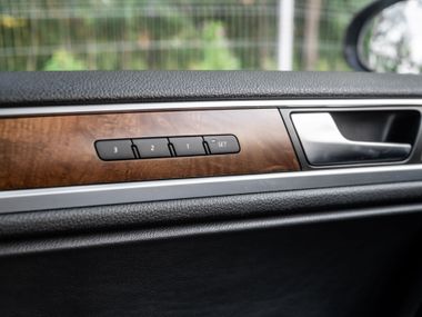 Volkswagen Touareg 2014 года, 195 972 км - вид 12
