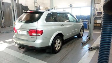 SsangYong Kyron 2010 года, 206 984 км - вид 3