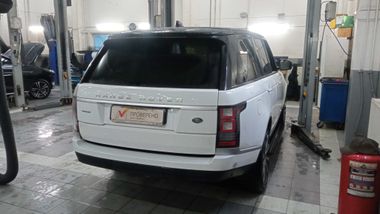 Land Rover Range Rover 2017 года, 164 795 км - вид 3