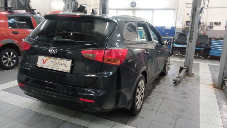Kia Ceed 2017 года, 117 000 км - вид 3