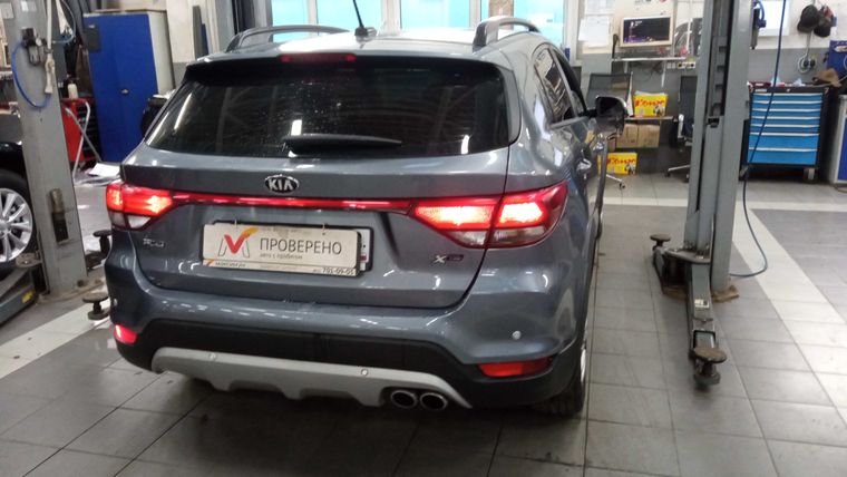 KIA Rio X-Line 2018 года, 98 507 км - вид 3
