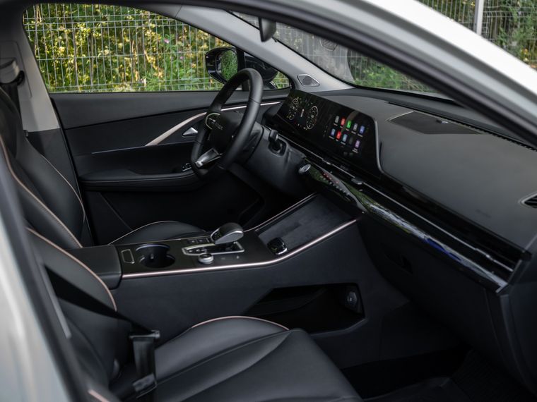 Omoda C5 2023 года, 28 500 км - вид 16