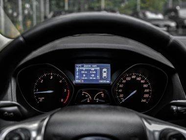 Ford Focus 2011 года, 199 000 км - вид 5