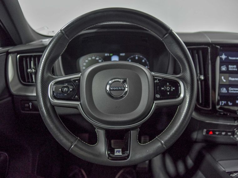 Volvo XC60 2019 года, 61 687 км - вид 10