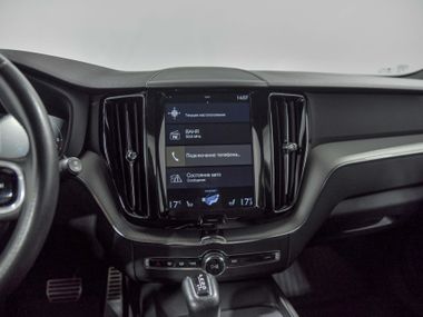 Volvo XC60 2019 года, 61 687 км - вид 12