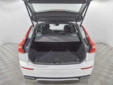 Volvo XC60 2019 года, 61 687 км - вид 21