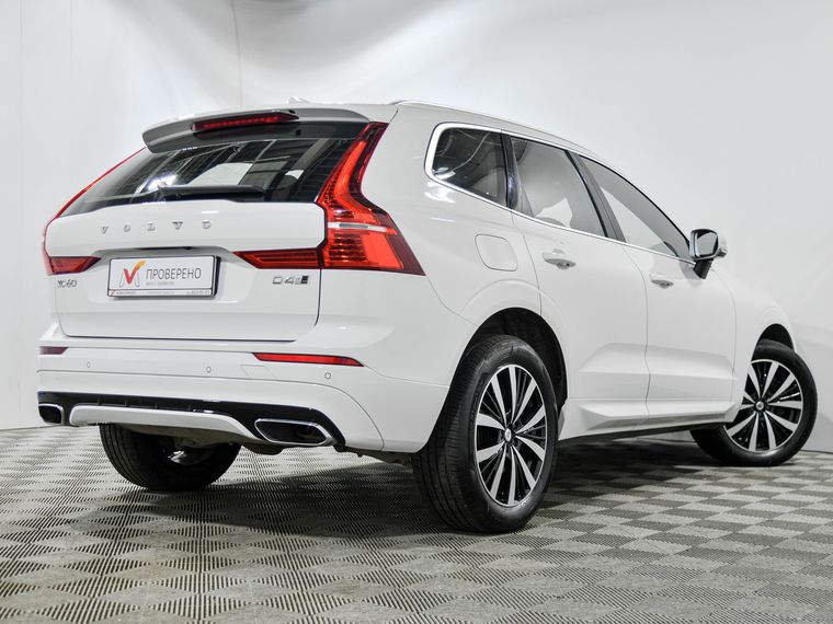 Volvo XC60 2019 года, 61 687 км - вид 5