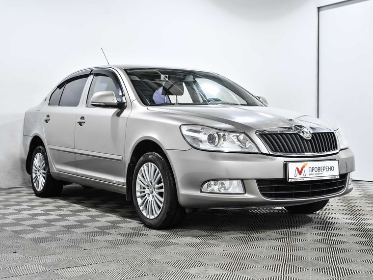 Skoda Octavia 2009 года, 108 635 км - вид 4