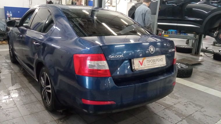 Skoda Octavia 2014 года, 161 000 км - вид 4