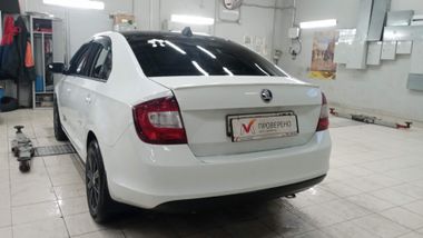 Skoda Rapid 2016 года, 132 241 км - вид 4