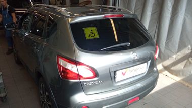 Nissan Qashqai 2010 года, 117 353 км - вид 3