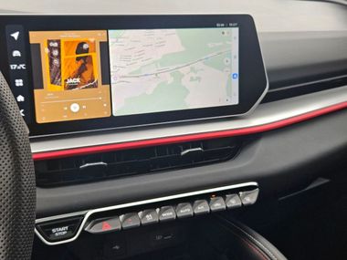 Белый Geely Coolray 2024 года | VIN 439220