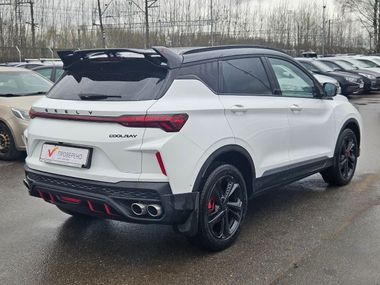 Белый Geely Coolray 2024 года | VIN 439220