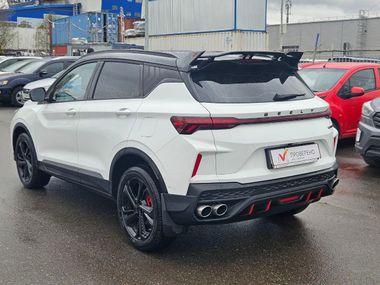 Белый Geely Coolray 2024 года | VIN 439220