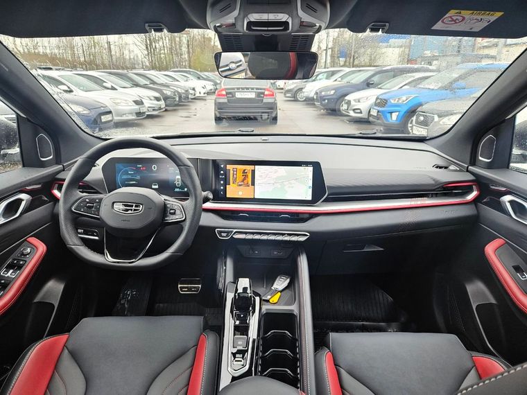 Белый Geely Coolray 2024 года | VIN 439220