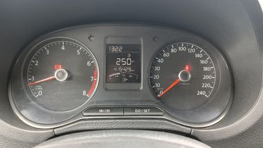 Volkswagen Polo 2019 года, 415 424 км - вид 8