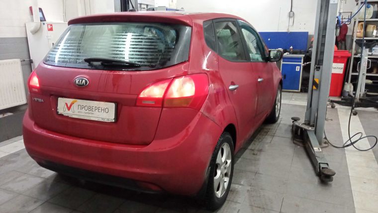KIA Venga 2013 года, 103 000 км - вид 3