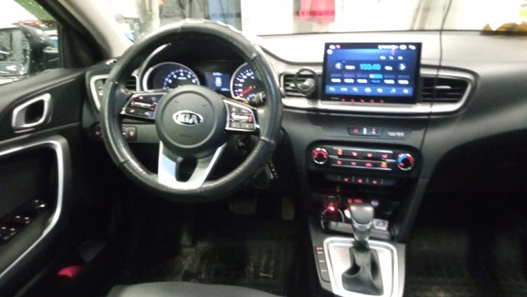 KIA Ceed 2019 года, 31 000 км - вид 5