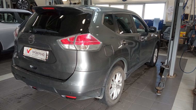 Nissan X-Trail 2015 года, 118 000 км - вид 3