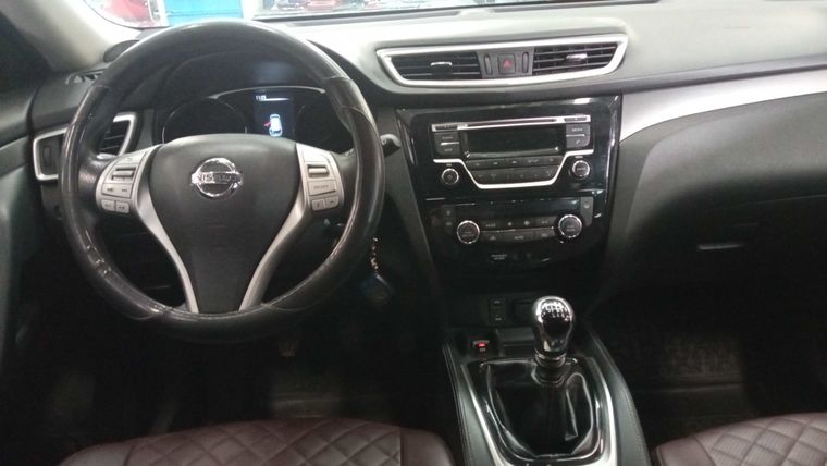 Nissan X-Trail 2015 года, 118 000 км - вид 5