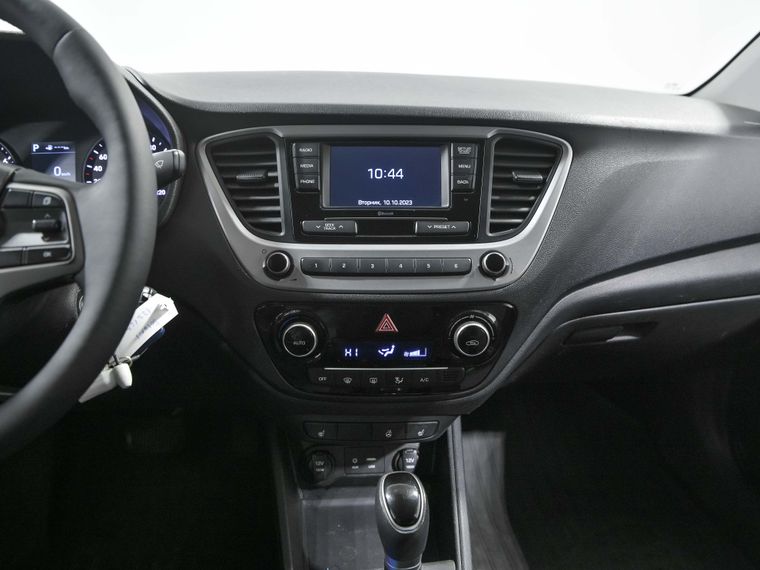 Hyundai Solaris 2018 года, 128 872 км - вид 7