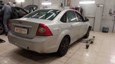 Ford Focus 2010 года, 158 600 км - вид 3