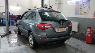 Renault Koleos 2008 года, 137 710 км - вид 4