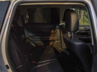 Mitsubishi Outlander 2018 года, 247 564 км - вид 12