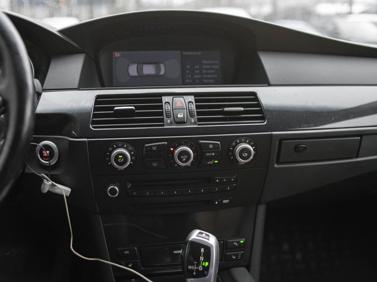 BMW 5 серия 2008 года, 346 785 км - вид 8