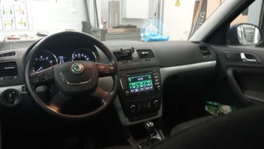 Skoda Yeti 2013 года, 88 989 км - вид 6