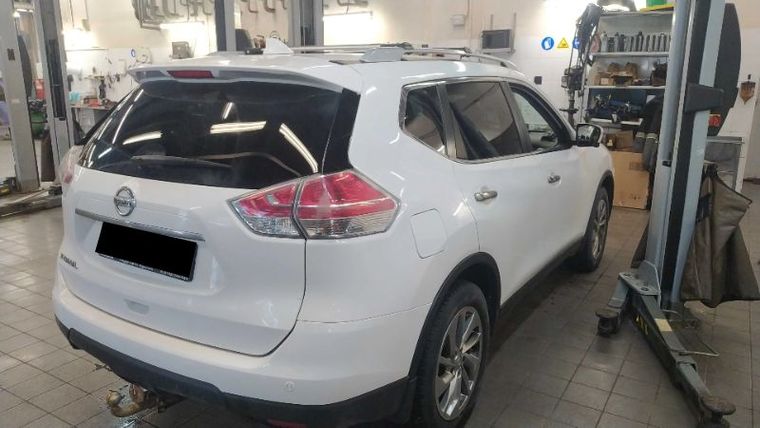 Nissan X-Trail 2018 года, 172 959 км - вид 3