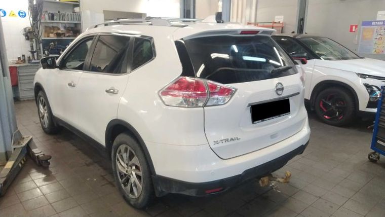 Nissan X-Trail 2018 года, 172 959 км - вид 4