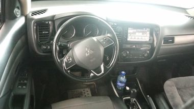 Mitsubishi Outlander 2017 года, 273 467 км - вид 5