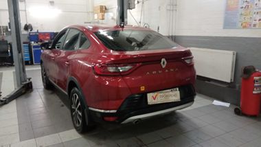 Renault Arkana 2021 года, 47 000 км - вид 4
