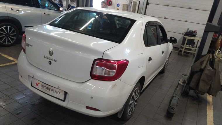 Renault Logan 2015 года, 107 621 км - вид 3