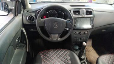 Renault Logan 2015 года, 107 621 км - вид 5