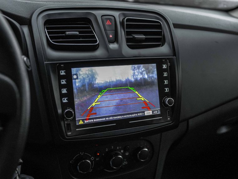 Renault Logan 2015 года, 107 621 км - вид 8