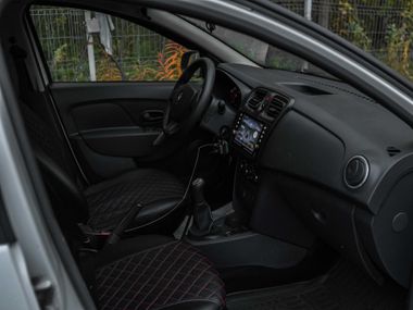 Renault Logan 2015 года, 107 621 км - вид 12