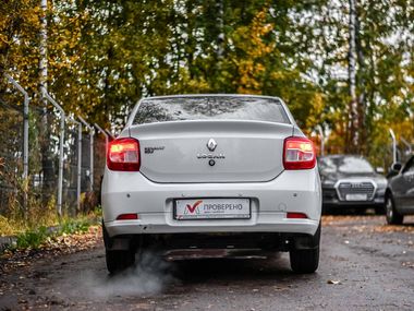 Renault Logan 2015 года, 107 621 км - вид 4