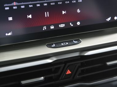 Geely Coolray 2023 года, 3 699 км - вид 13